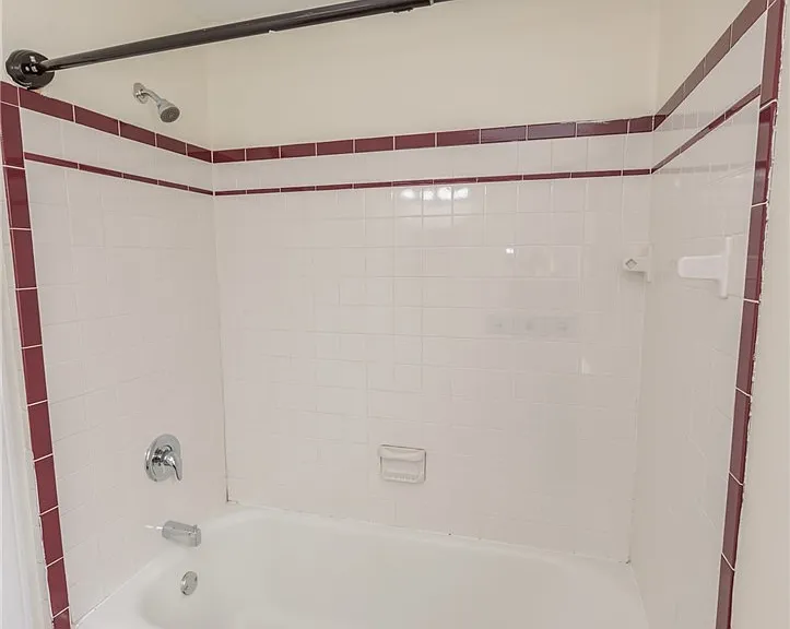 3823 W 138th St — Photo 24