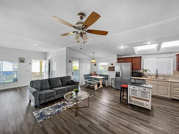 4th image of 1225 Vienna Dr Spc 632