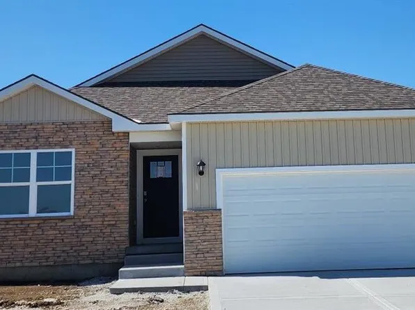 10293 Sorano Dr, Peculiar, MO 64078