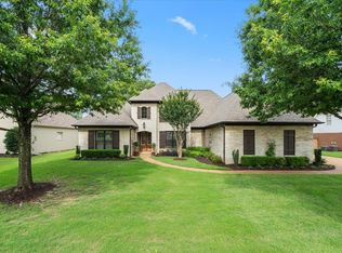 1629 Brackenshire Ln, Collierville, TN 38017