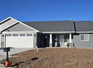2060 Antelope Trl, Kaukauna, WI 54130