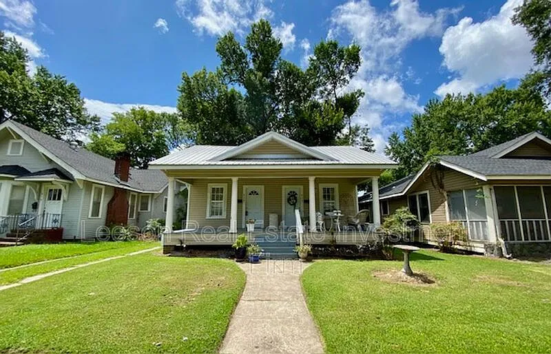 1 bed, 1.0 bath, 1000 sqft, $875 — Photo 1