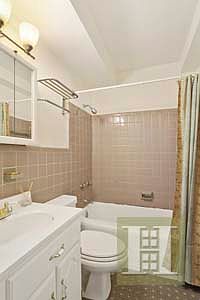 4th image of 315 E 70th St APT 6B