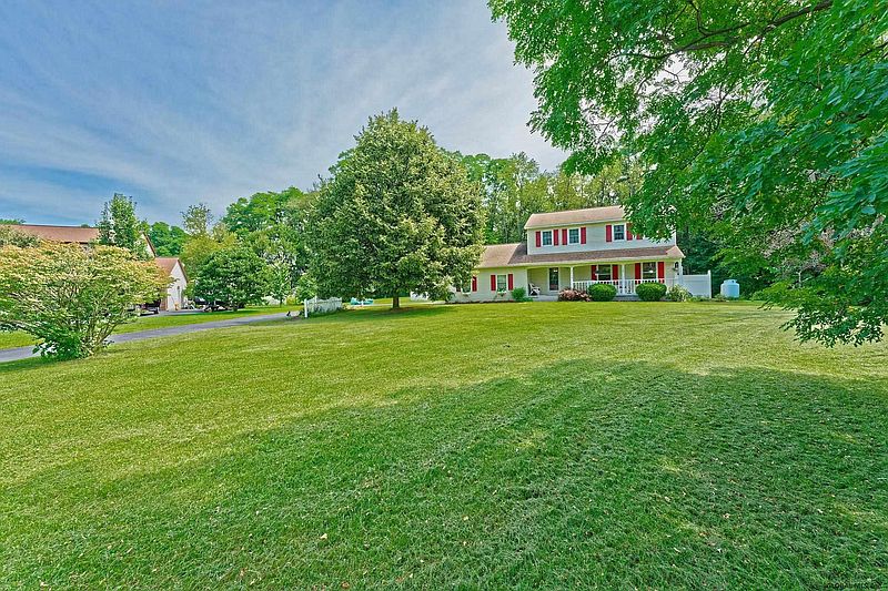 4th image of 2024 OAK TREE Lane