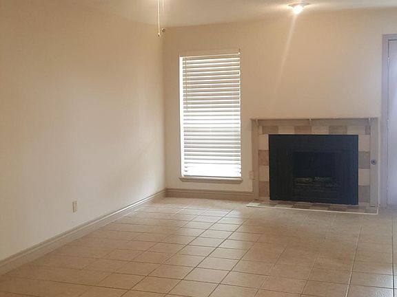 3rd image of 353 Villa Canto St