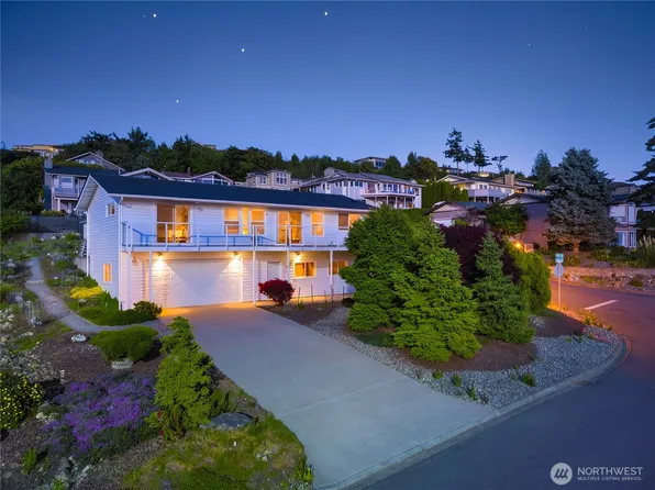 5012 Macbeth Drive, Anacortes, WA 98221