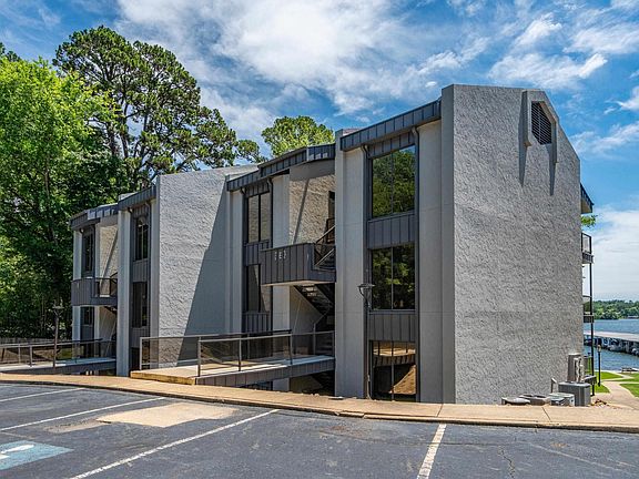 4th image of 270 Lake Hamilton Dr APT E7