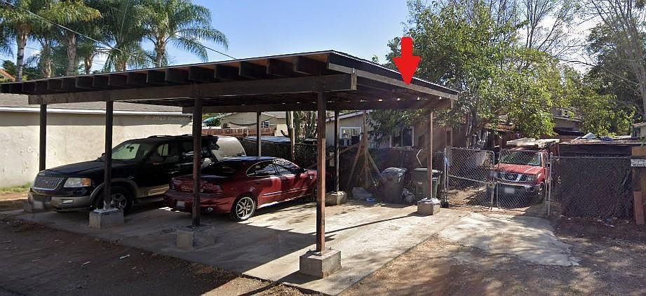 1st image of 1130 E Grand Ave #1130