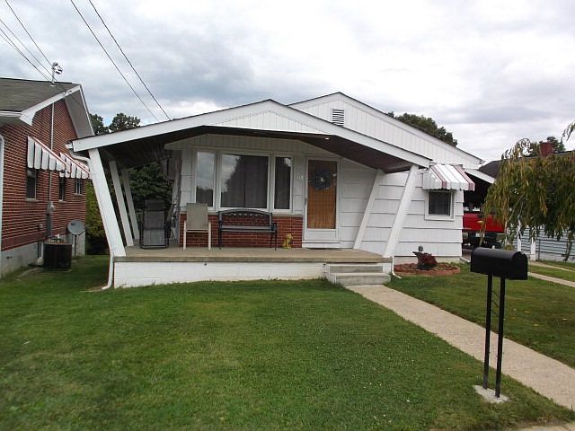 1st image of 219 Edgewood Dr