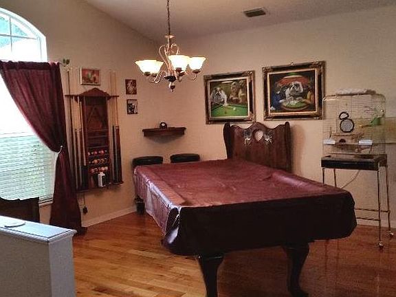 5th image of 22203 Laver Ln