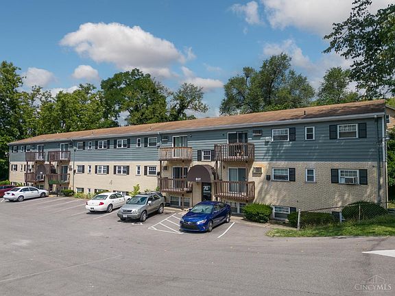 3rd image of 811 Rosemont Ave
