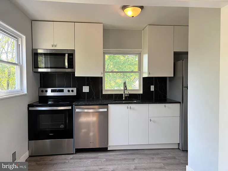 9103 Wallace Rd — Photo 11