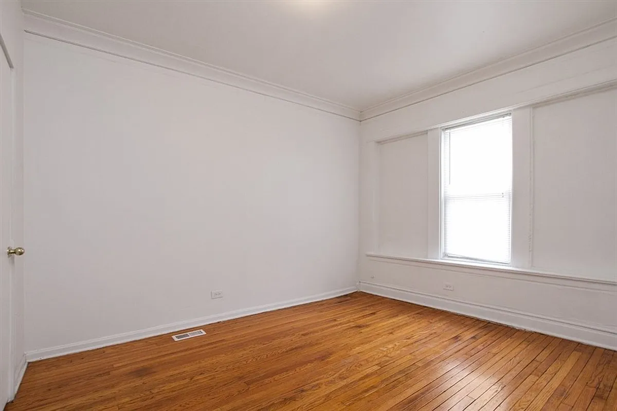 Building Photo - 7655 S Sangamon St #914-20