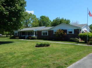 820 Spring Valley Rd, McMinnville, TN 37110