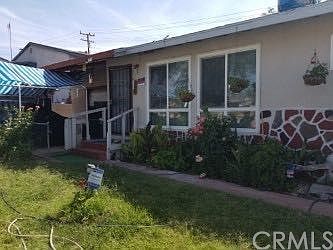 1st image of 330 S Lillian Dr