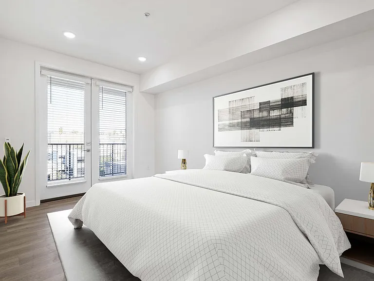 14541 Gilmore St Apartments — Photo 33
