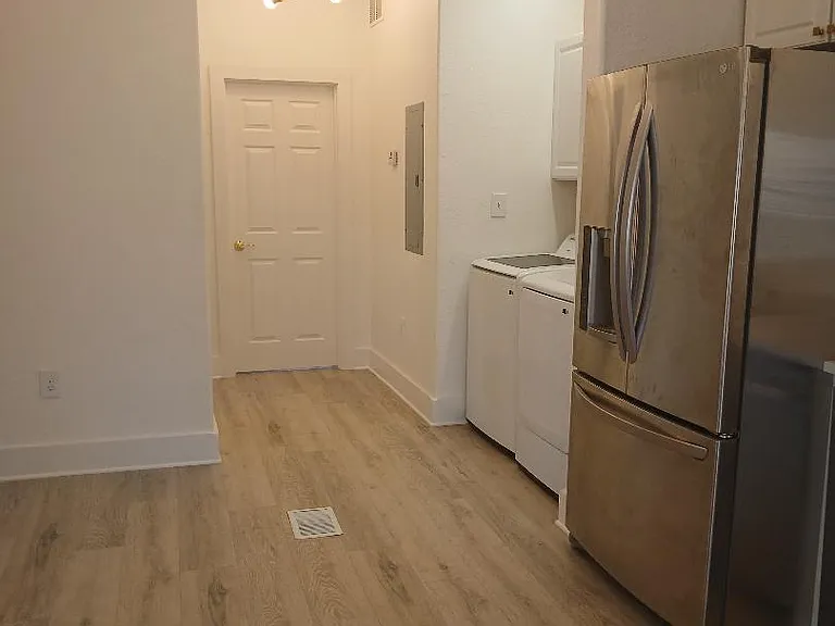 603 E Grayson St #1 — Photo 8