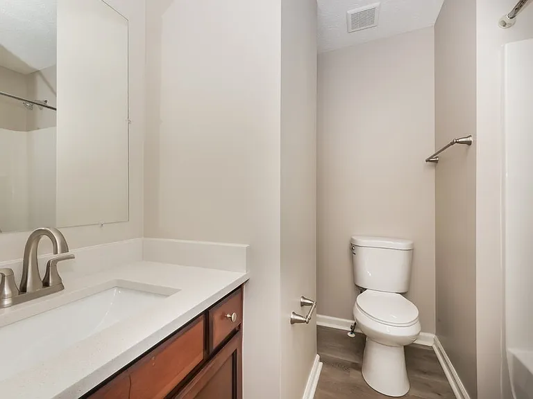 2961 S Rutherford Blvd #B7 — Photo 12