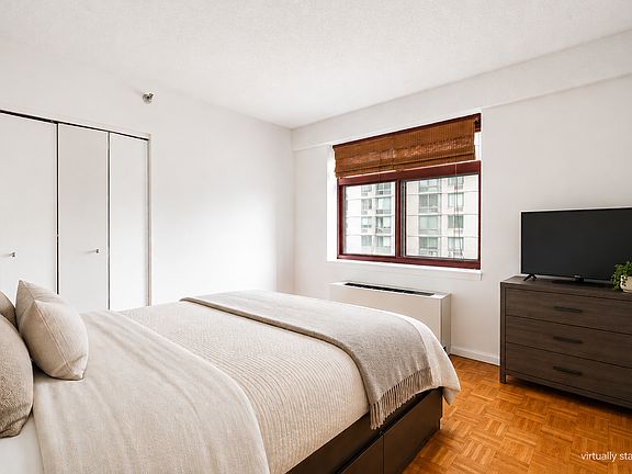 3rd image of 4-74 48th Ave #4V