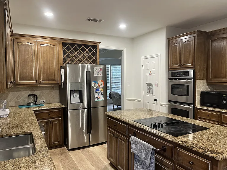 849 Shorewood Dr — Photo 6