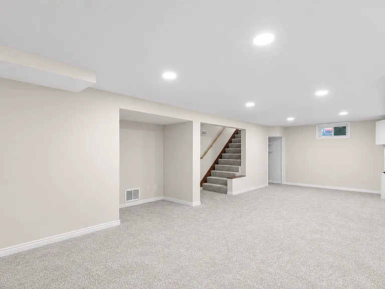 7221 Nicollet Ave S — Photo 25