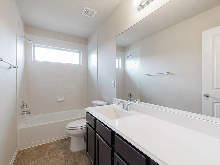 25322 Saddlebrook Ranch Dr — Photo 16