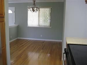 4th image of 967 Woodgrove Ln