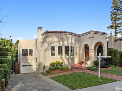1316 Castillo Ave, Burlingame, CA, 94010