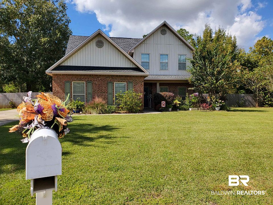 1st image of 208 Oxford Way