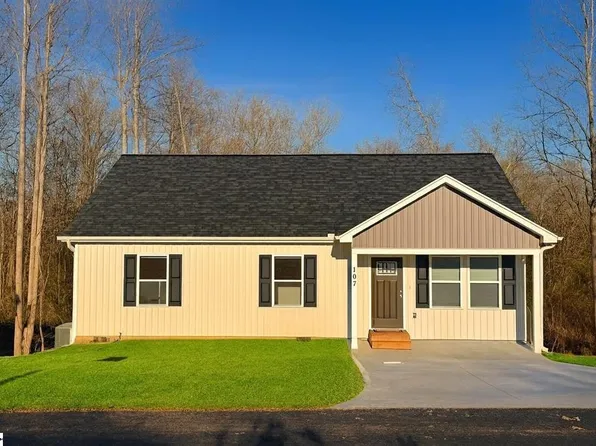 107 Everest Dr, Inman, SC 29349