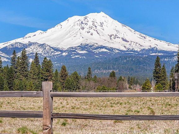 2nd image of 697 Squaw Valley Rd