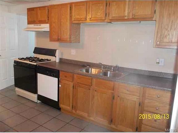 4th image of 6845 Southwest Ave