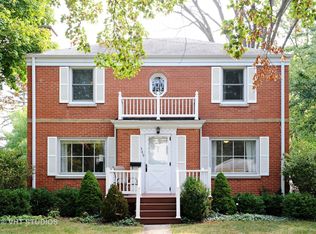 349 Latrobe Ave, Northfield, IL 60093