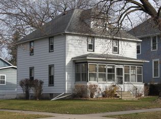 903 1st St SE, Rochester, MN 55904