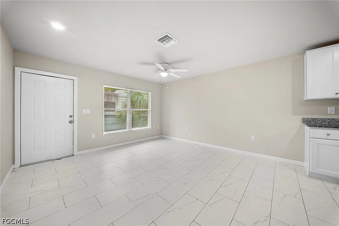 3 bed, 2.0 bath, 1170 sqft, $1,450 — Photo 4