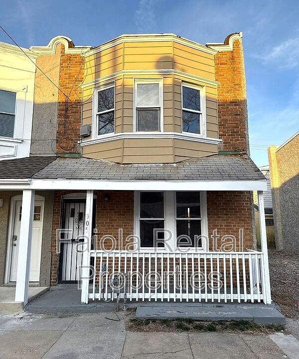 1st image of 905 Keener Ave