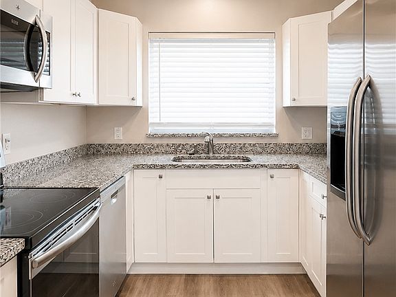 2nd image of 1904 Santa Barbara Blvd APT 4