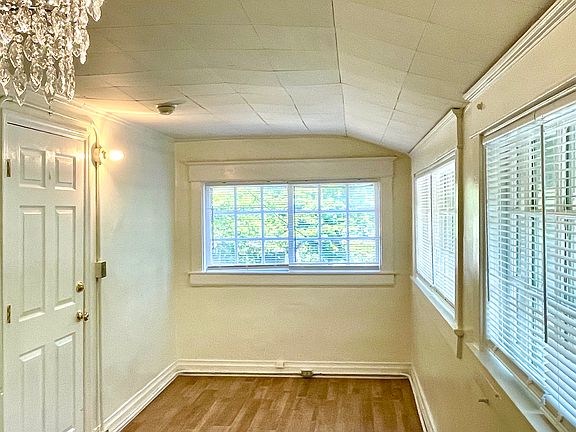 2nd image of 716 N Church St #5
