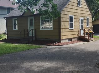 615 16th St SW, Willmar, MN 56201