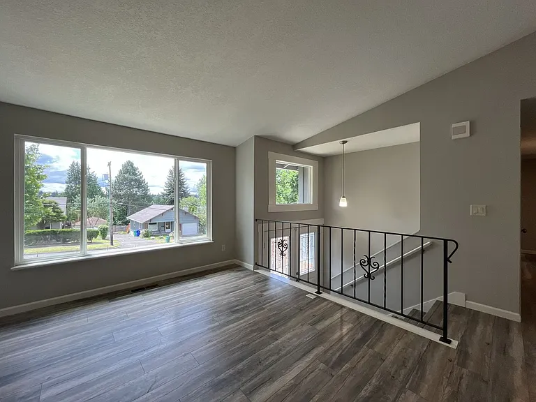 3919 SE Monroe St — Photo 22