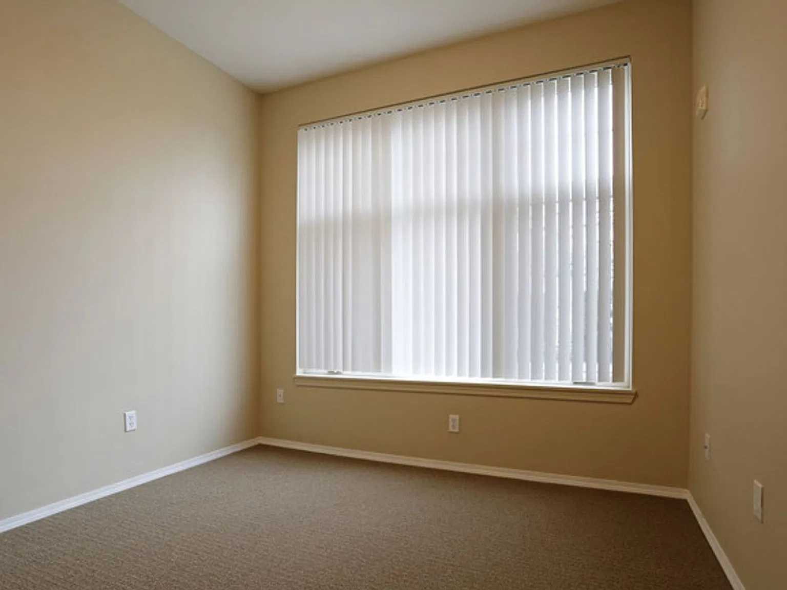 Cornerstone Apartments — Photo 2