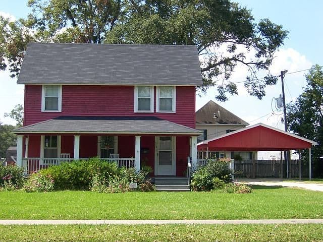 1st image of 1215 N Cutting Ave