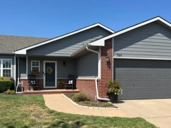 705 N Bay Country St, Wichita, KS 67235