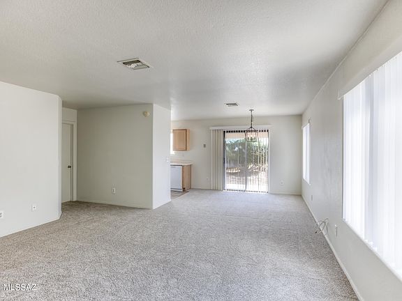 5th image of 5963 E Farmstead Dr