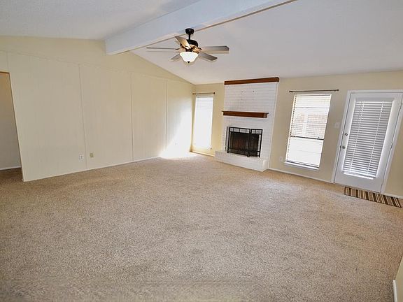 3rd image of 2464 Santa Cruz Ln