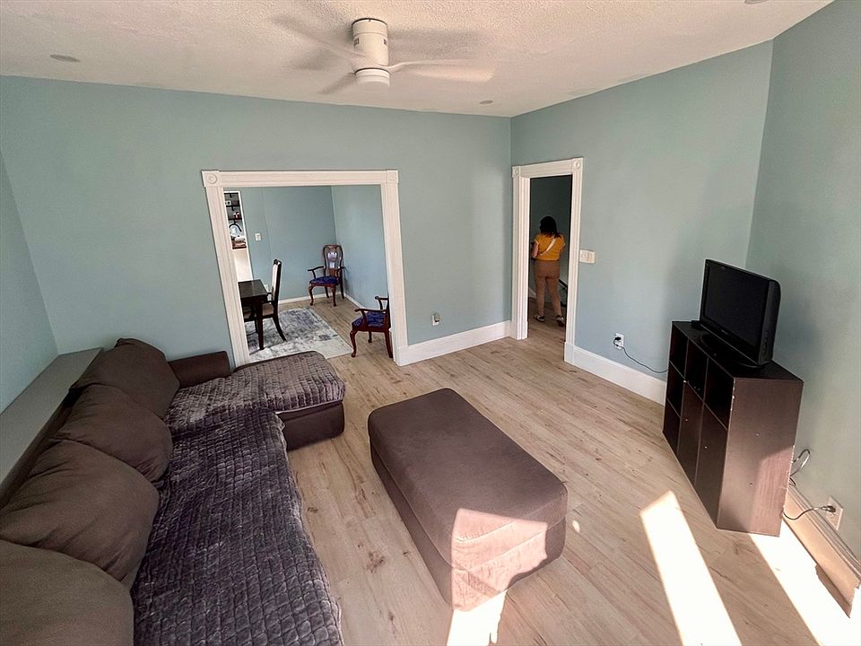 1st image of 23 Prescott Ave #2