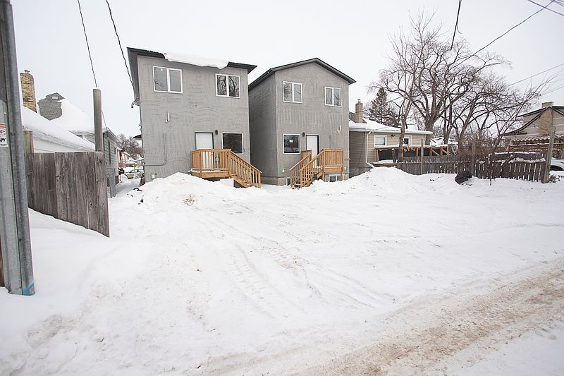 Winnipeg Apartment for rent - 3 Bedrooms — photo 19
