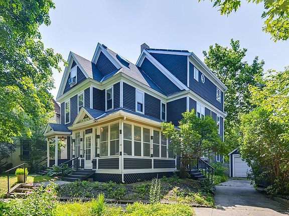 4th image of 2240 W Hillside Ave