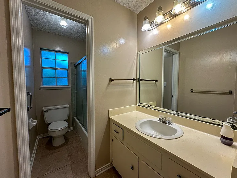 3660 Buford Cir — Photo 14