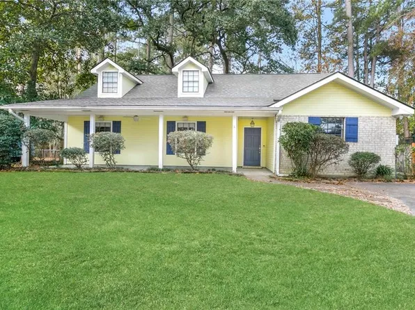 2220 Tortoise Dr, Mandeville, LA 70448